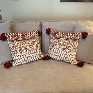Hearth and Hand (set of 2) throw pillows in Sour Cream and Rust with tassels